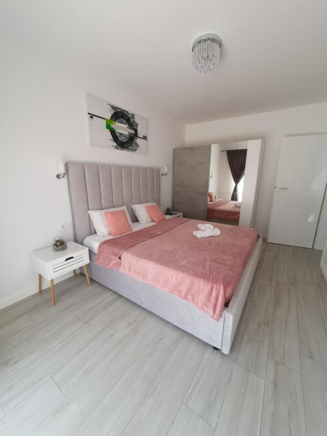 Ale House Appartement Oradea Buitenkant foto