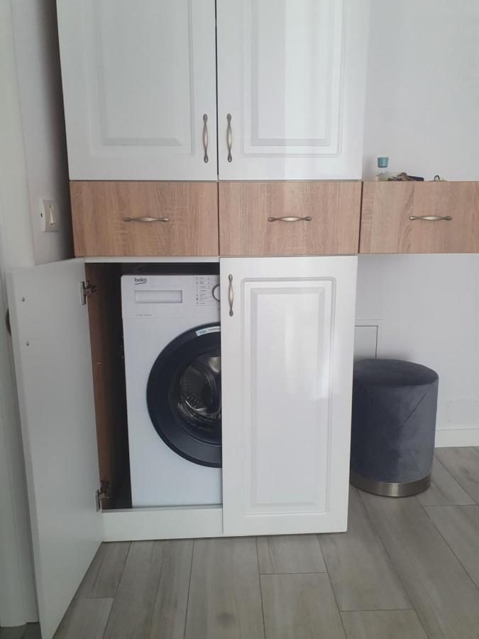 Ale House Appartement Oradea Buitenkant foto